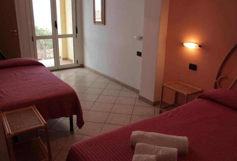 Номер Стандарт Вид на Море с Балконом, Terrazzino