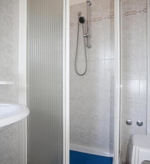 スタンダード4人部屋, Serafini Misano Adriatico