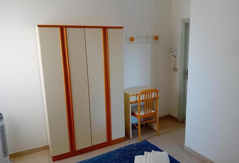 エコノミートリプルルーム, Serafini Misano Adriatico