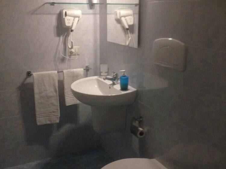 חדר סטנדרט, Mirage B&b