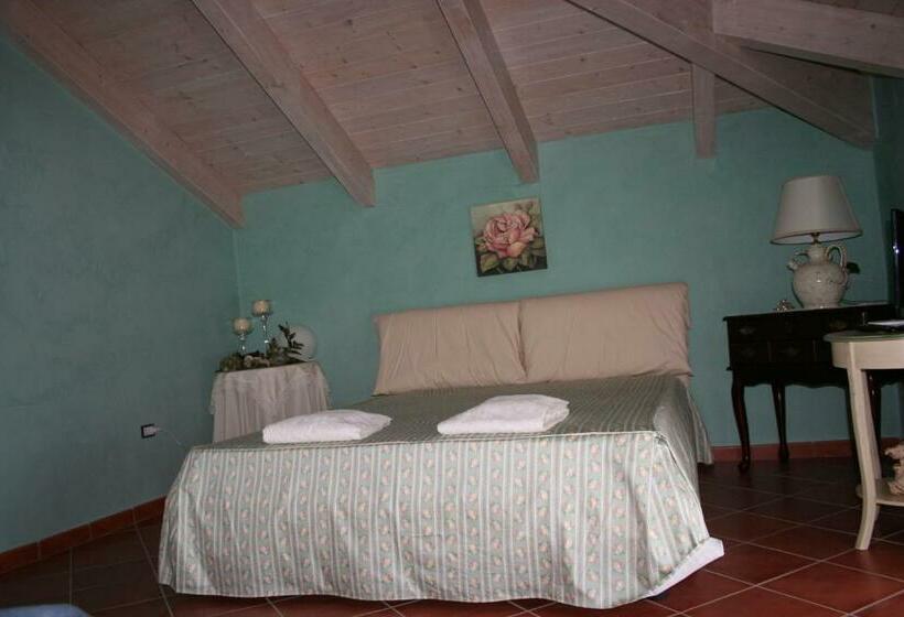 4인용 스탠다드 룸, B&b Macchia D Olmo