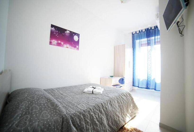 标准单人间, La Casa Dei Sogni