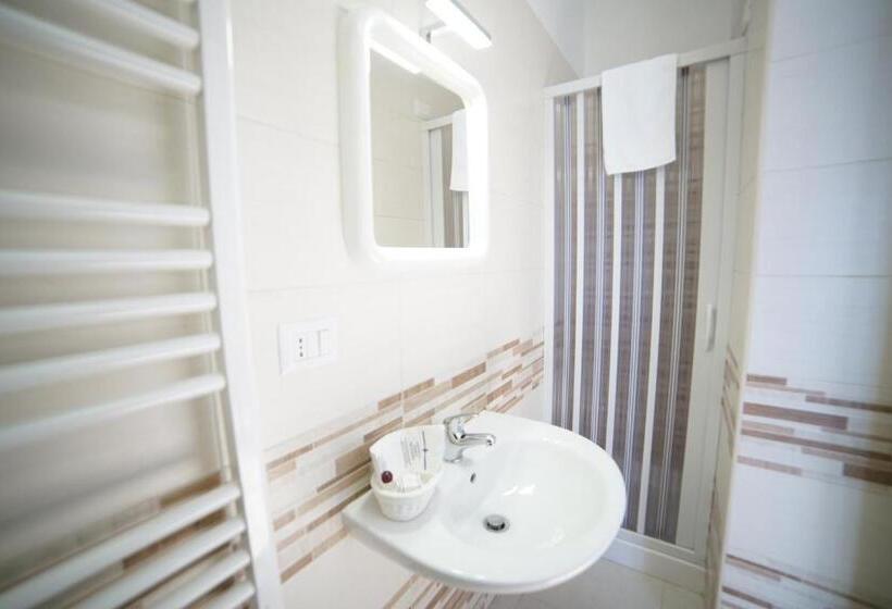 标准单人间, La Casa Dei Sogni