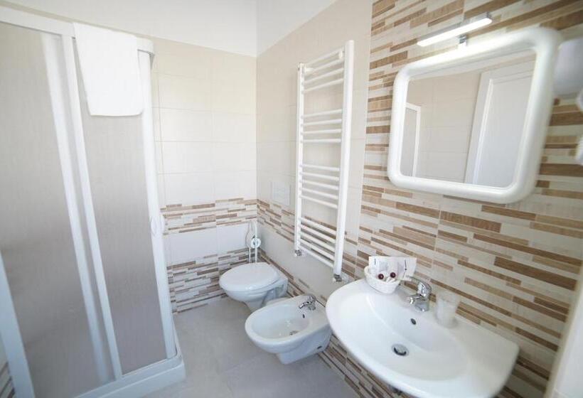 标准三人间, La Casa Dei Sogni