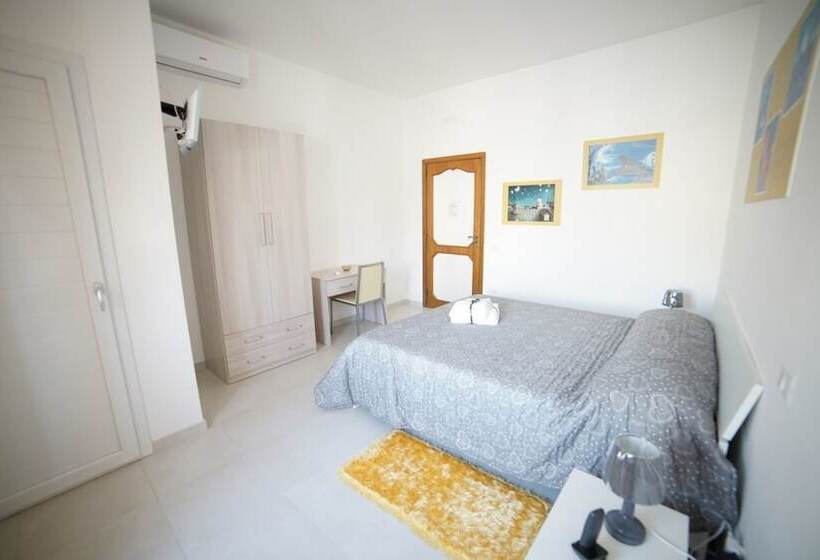 标准三人间, La Casa Dei Sogni