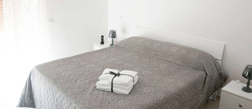 标准单人间, La Casa Dei Sogni