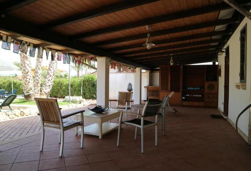 דירת חדר, Aurelio Rapillo