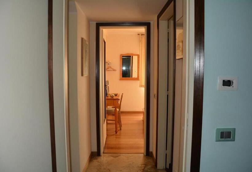 غرفة قياسية رباعية, B&b Betulla Dell Etna