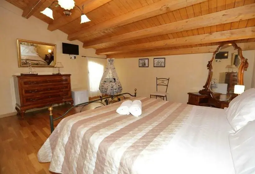 スタンダードトリプルルーム, Suliscenti Dimora Siciliana B&b