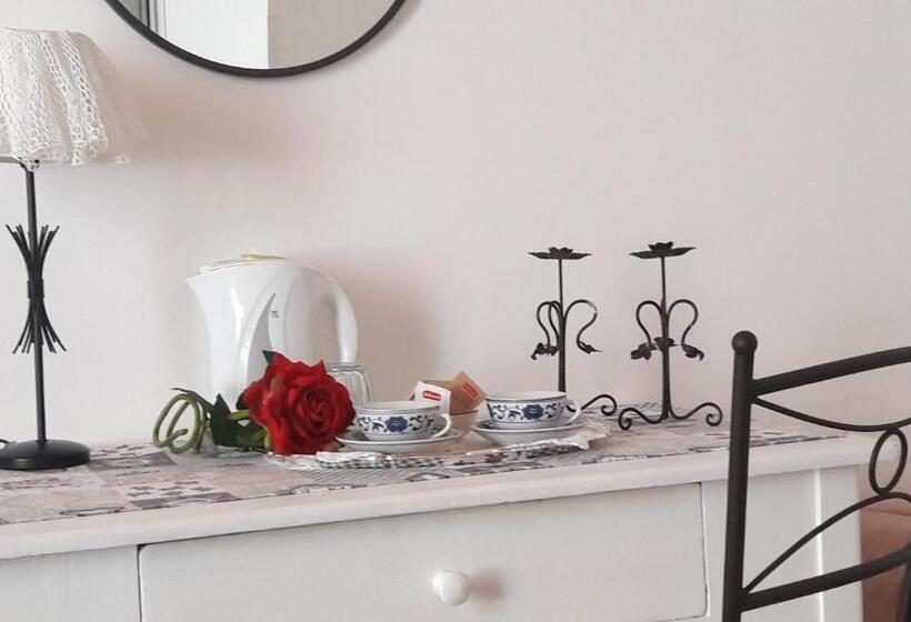 バルコニー付スタンダード４ベッドルーム, Suliscenti Dimora Siciliana B&b