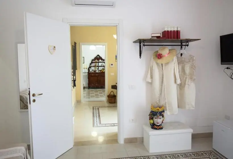 バルコニー付スタンダード４ベッドルーム, Suliscenti Dimora Siciliana B&b