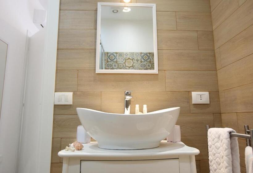 バルコニー付スタンダード４ベッドルーム, Suliscenti Dimora Siciliana B&b