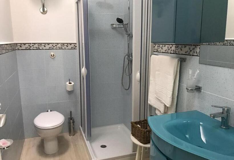 1 Sovrums Superior Lägenhet, B&b Viadelmare