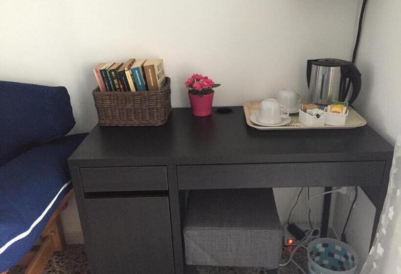 Standardrum Havsutsikt med Balkong, B&b Viadelmare