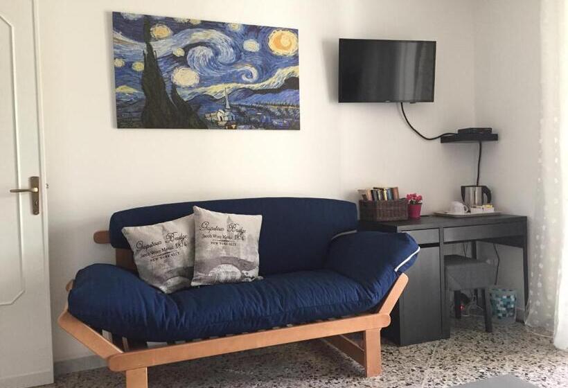 Standardrum Havsutsikt med Balkong, B&b Viadelmare