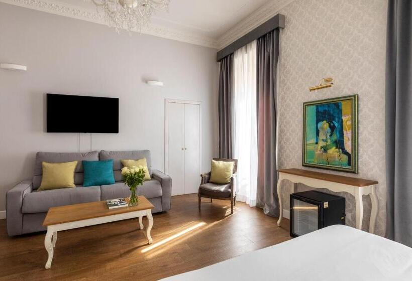 סוויטת ג'וניור, Spagna Art & Suites Ca Domus Collection