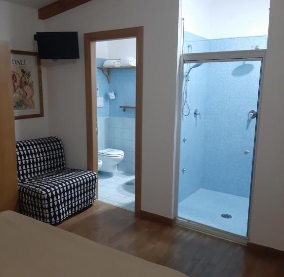 غرفة قياسية ثلاثية, Villa Mola Bed And Breakfast