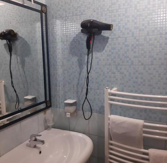 غرفة قياسية ثلاثية, Villa Mola Bed And Breakfast