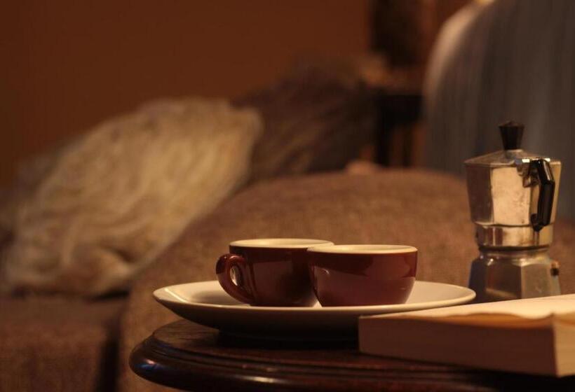 اتاق استاندارد چهار تخته, Dimora Dei Giganti