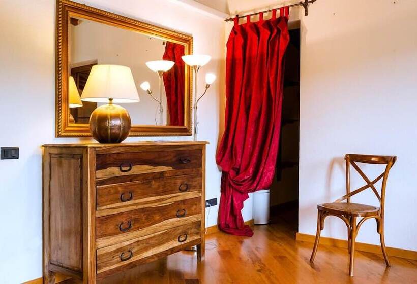 חדר סופריור לשלושה, Agriturismo & Cantina Tenuta Casteani