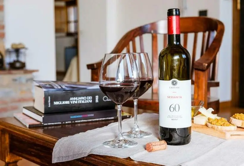 スーペリアトリプルルーム, Agriturismo & Cantina Tenuta Casteani