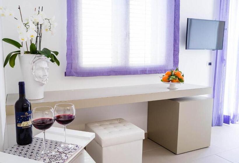 חדר סטנדרט עם טרסה, Sciccosa Guest House