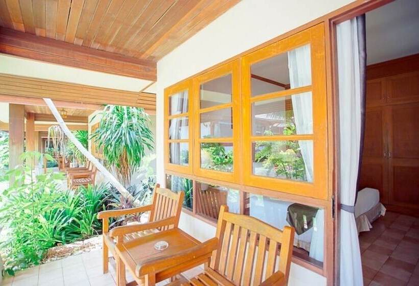 スーペリアーバンガロー, Aloha Resort