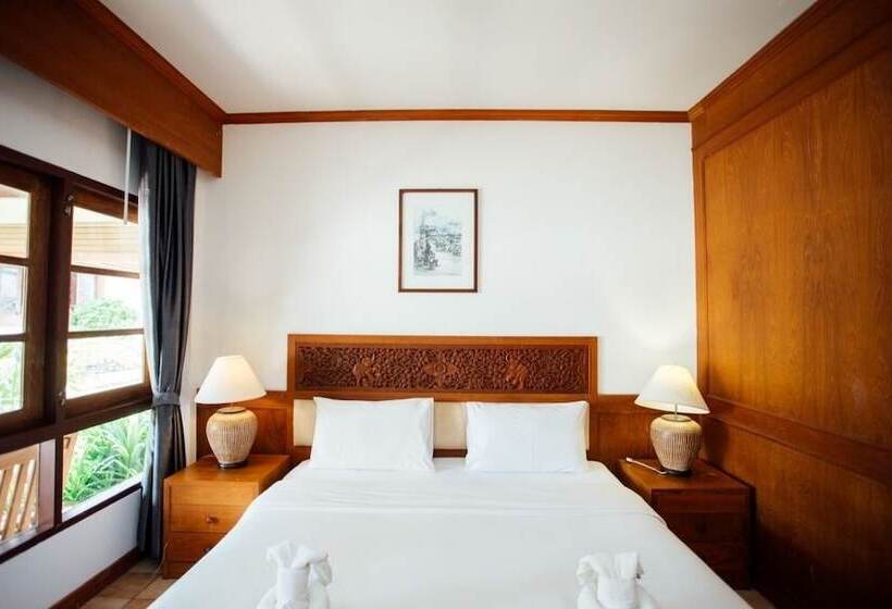 スーペリアーバンガロー, Aloha Resort