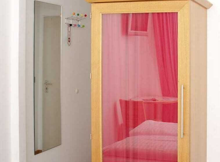 Quarto Estandar, 1st Creatif Hotel Elephant