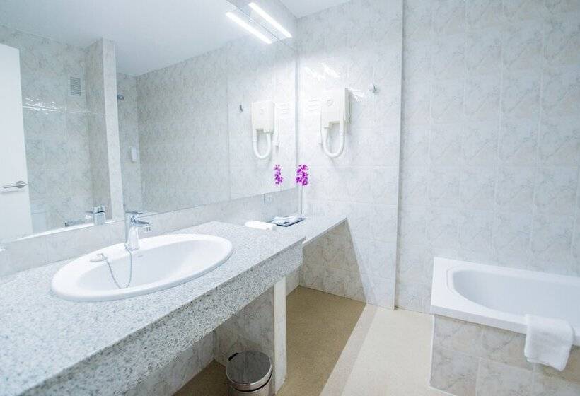 Quarto Estandar, HL Sahara Playa