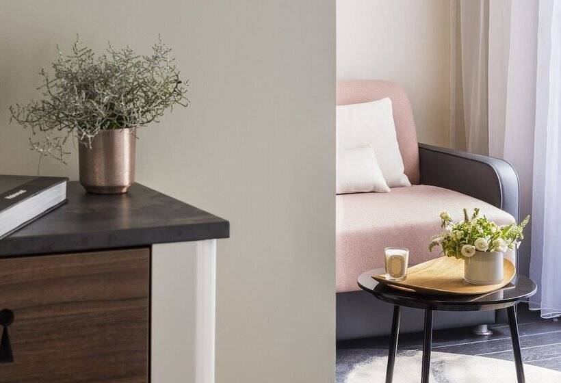 ジュニアスイート, Best Western Plus La Demeure