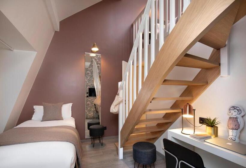 غرفة قياسية ثلاثية, Brady   Gare De L Est