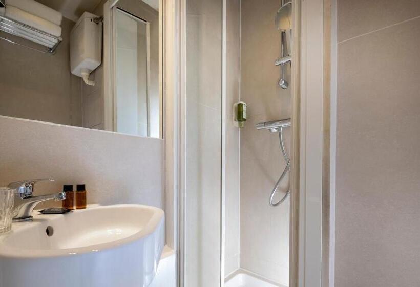 غرفة قياسية مزوَّدة بشُرفة, Brady   Gare De L Est