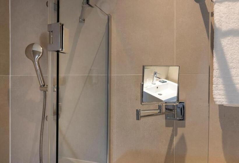 バルコニー付きジュニアスイート, Brady   Gare De L Est