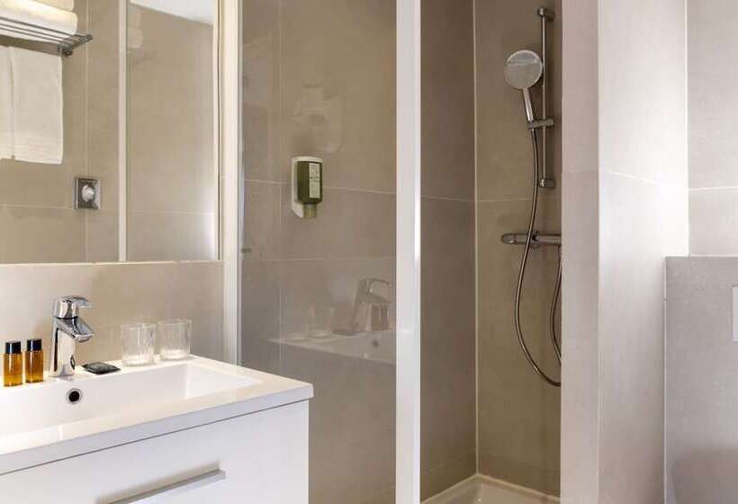 スーペリアールーム, Brady   Gare De L Est