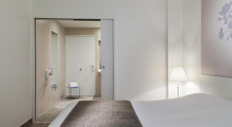 غرفة قياسية فردية, Brady   Gare De L Est