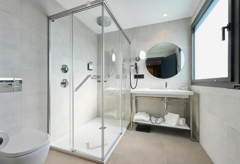 Номер Премиум, Catalonia La Maquinista