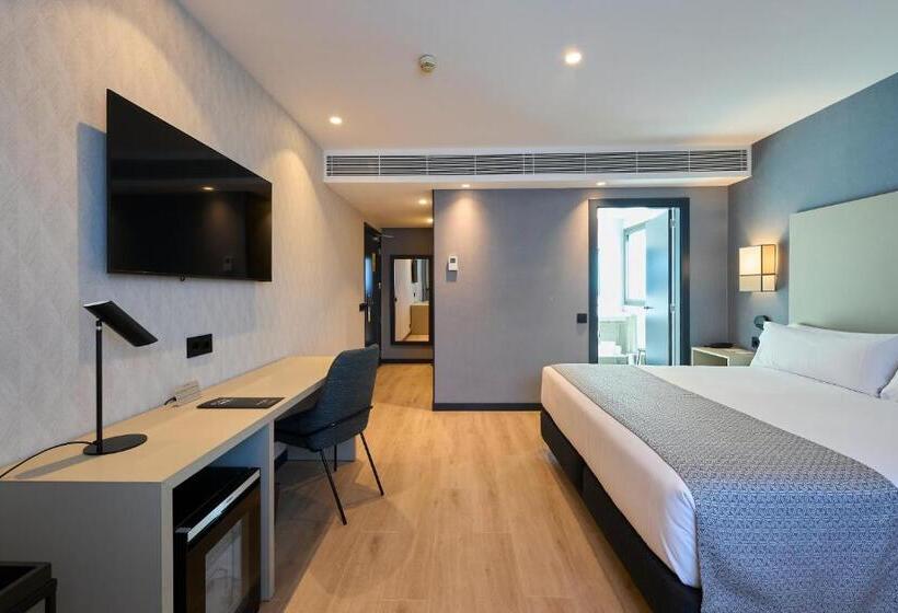 Номер Премиум, Catalonia La Maquinista