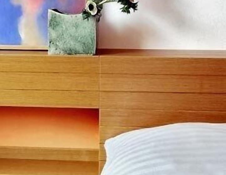 Номер Стандарт Трехместный, 1st Creatif Hotel Elephant