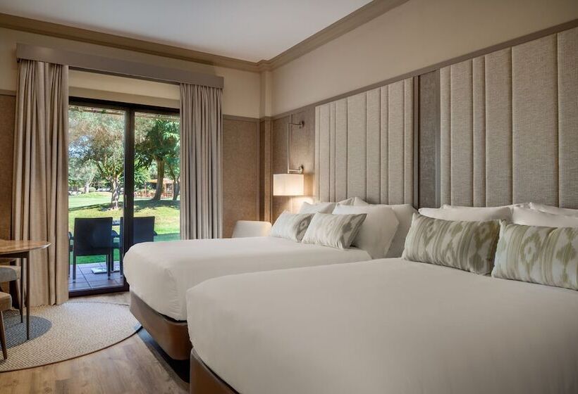 اتاق خانوادگی, Hacienda Son Antem Golf Resort, Autograph Collection