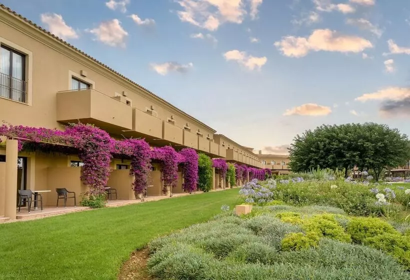 اتاق لوکس با چشم‌انداز باغ, Hacienda Son Antem Golf Resort, Autograph Collection