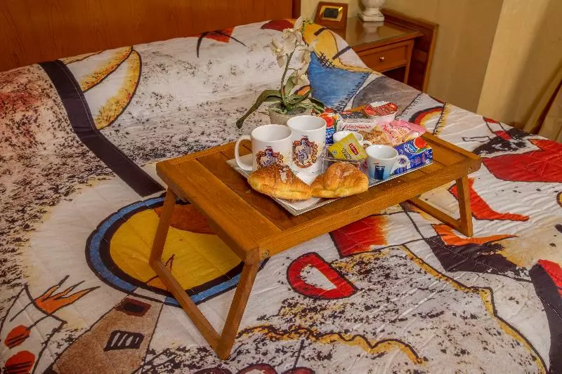 スタンダードトリプルルーム, Luxury Rooms H 2000 Roma