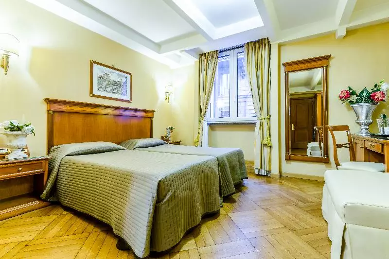 スタンダードトリプルルーム, Luxury Rooms H 2000 Roma