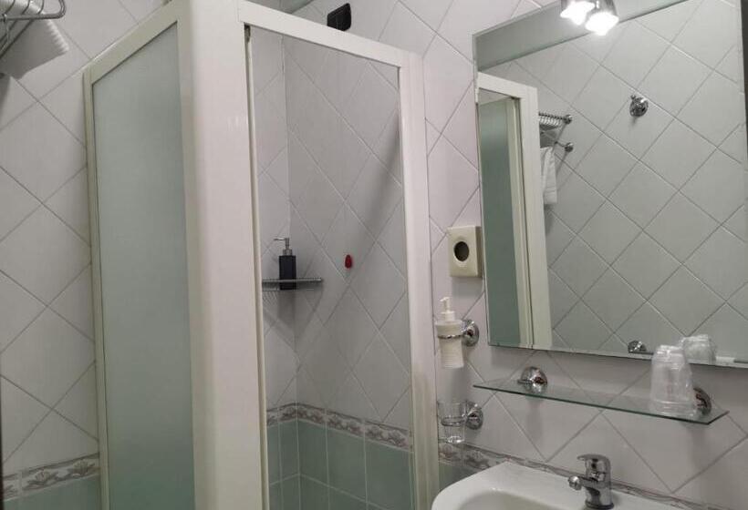 Habitación Estàndard Individual, Neapolis