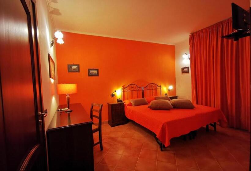 Habitació Estàndard, Neapolis