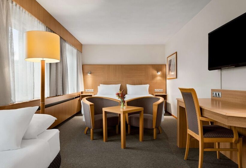 수피리어 트리플 룸, NH Noordwijk Conference Centre Leeuwenhorst