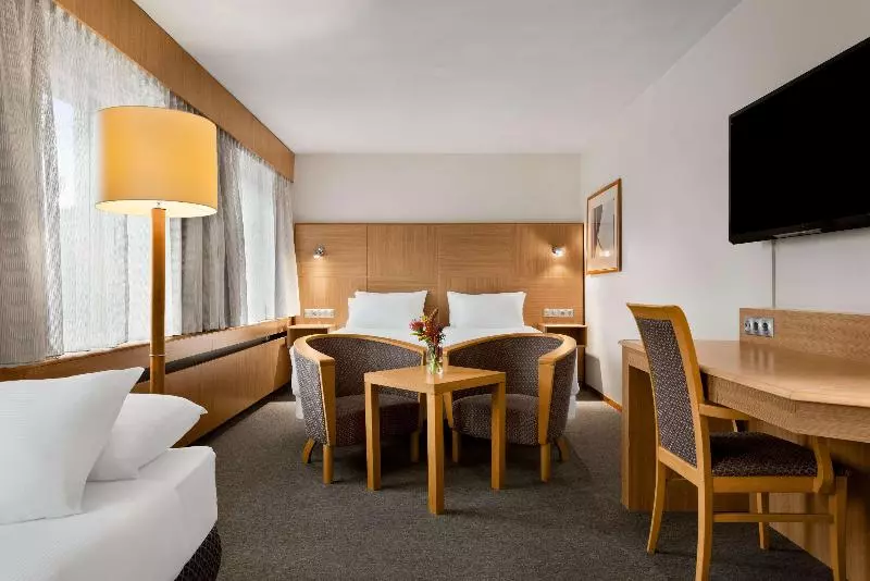 スーペリアトリプルルーム, NH Noordwijk Conference Centre Leeuwenhorst