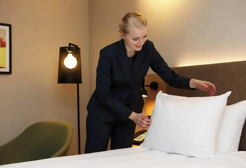 Standard Kolmen Hengen Huone, Holiday Inn The Hague Voorburg, An Ihg