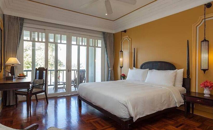 Deluxe room with river view, The Grand Luang Prabang, Affiliated By Meliá