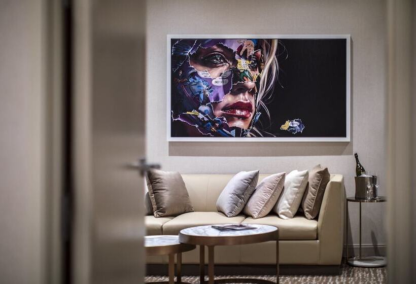 جناح, Palms Casino Resort